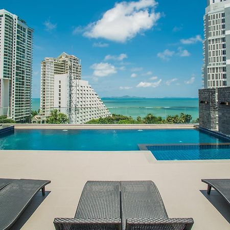 Serenity Pattaya Beach Exterior foto