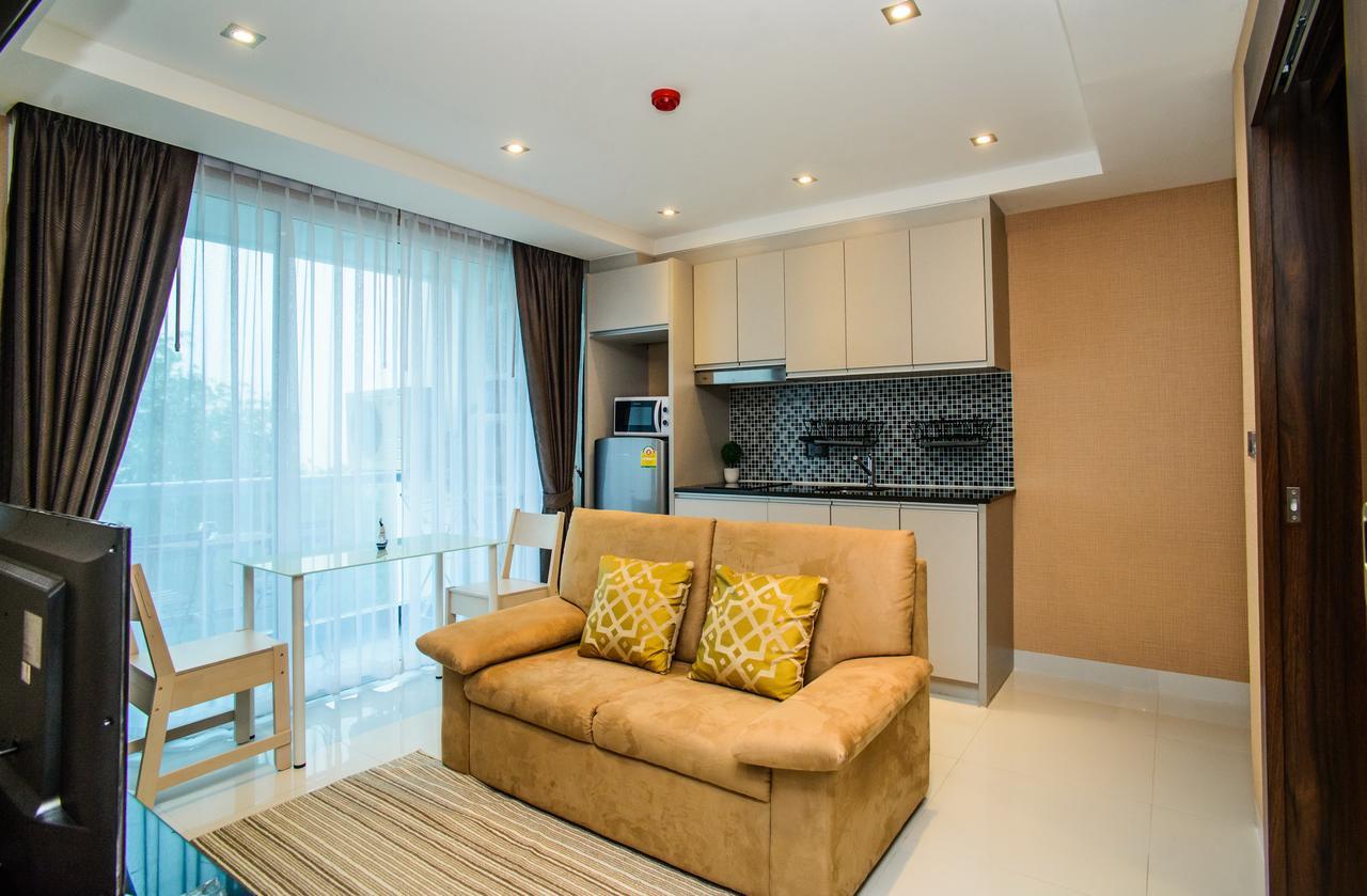 Serenity Pattaya Beach Exterior foto