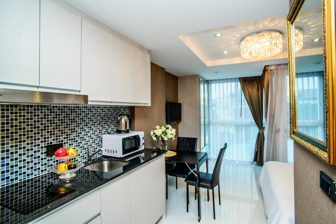 Serenity Pattaya Beach Exterior foto